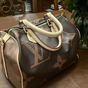 Leather satchel bag . 12 by 10 inches